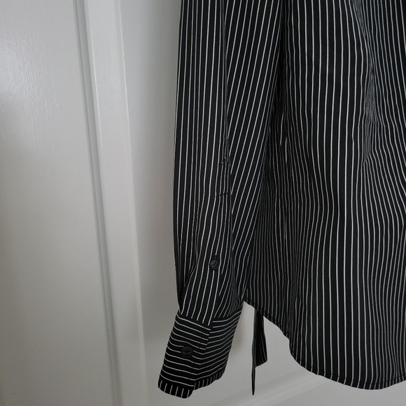 rag & bone Felix Popover Top in Black & White Stripes. - Picture 12 of 15